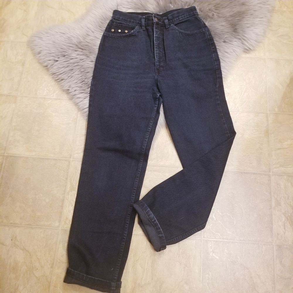 Hi-Rise Mom Jeans